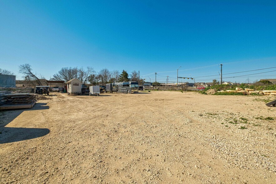 More Photos Of 1401 Mooreland Dr, Austin Land For Sale