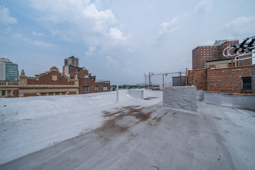 More Photos Of 332 E 95th St, New York Apartments For Sale