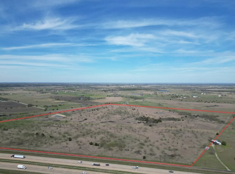 More Photos Of 3413 N Interstate 45, Ennis Land For Sale