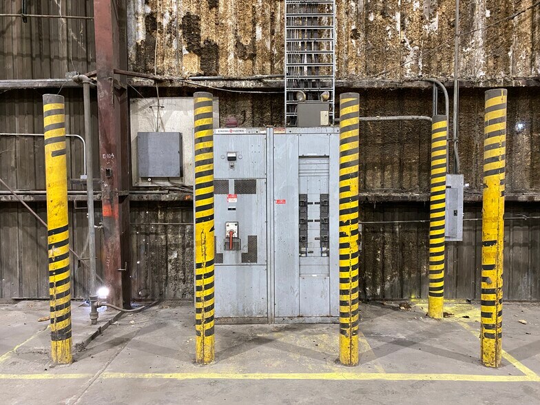 More Photos Of 1501 S John Zink Ave, Skiatook Manufacturing For Lease