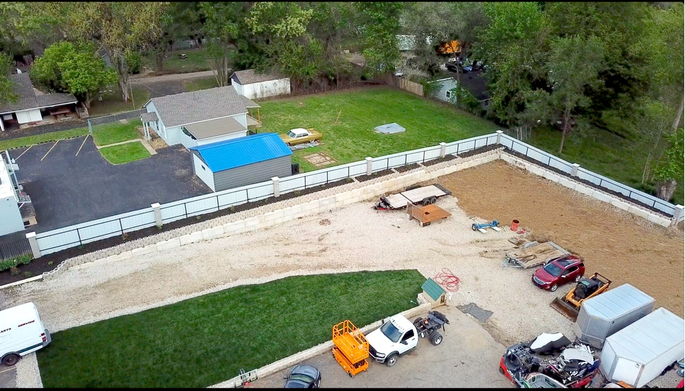 More Photos Of 7511 Leavenworth Rd, Kansas City Auto Repair For Sale