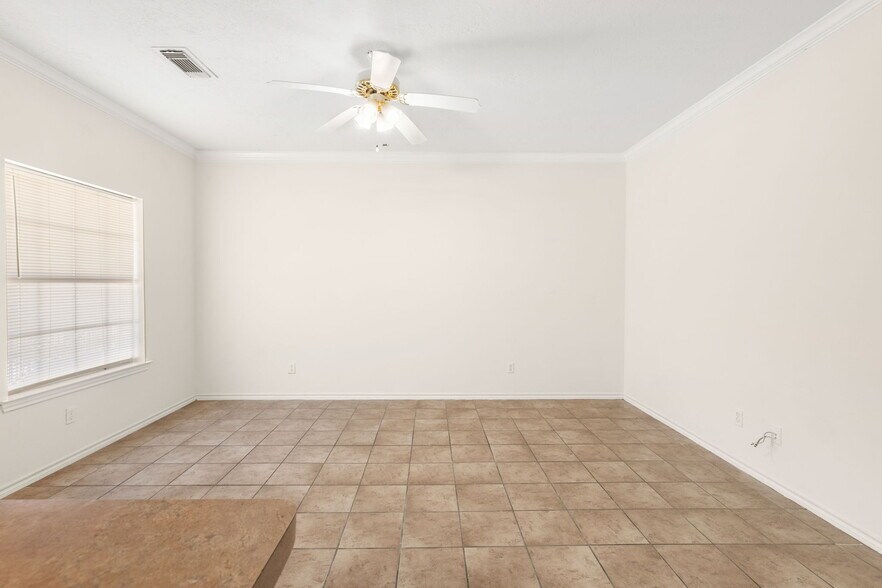 More Photos Of 2455 Montgomery Rd, Huntsville Apartments For Sale