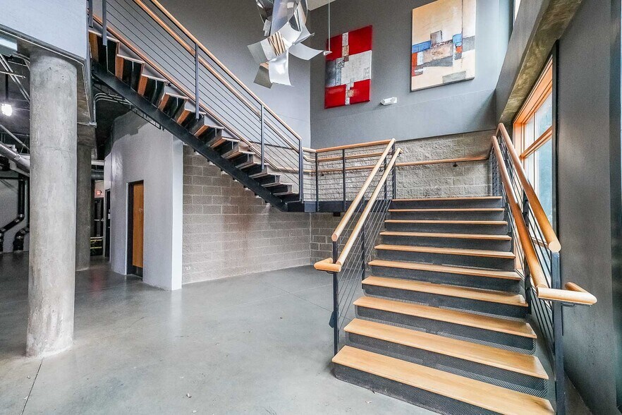More Photos Of 319 Atlanta St, Marietta Office For Sale