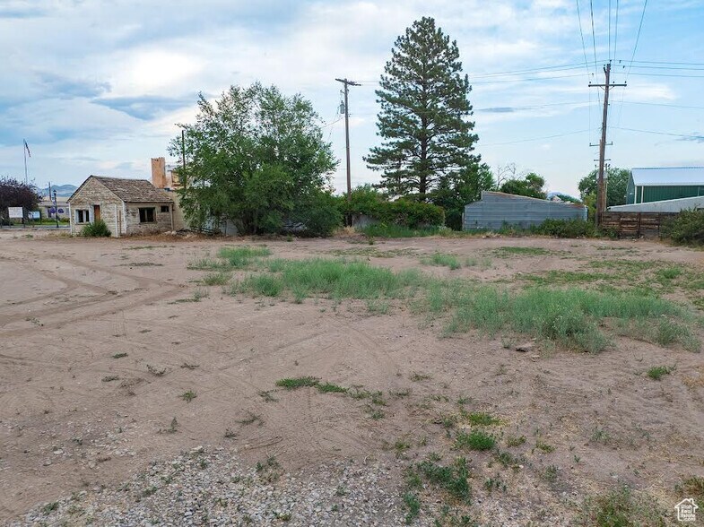 More Photos Of 235 W Main St, Vernal Office For Sale