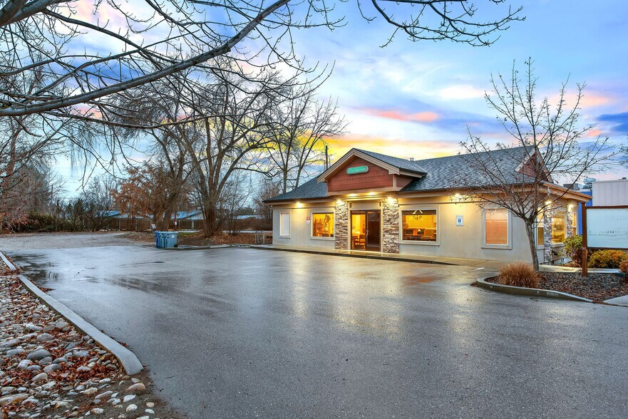 More Photos Of 4029 W State St, Boise Office For Sale