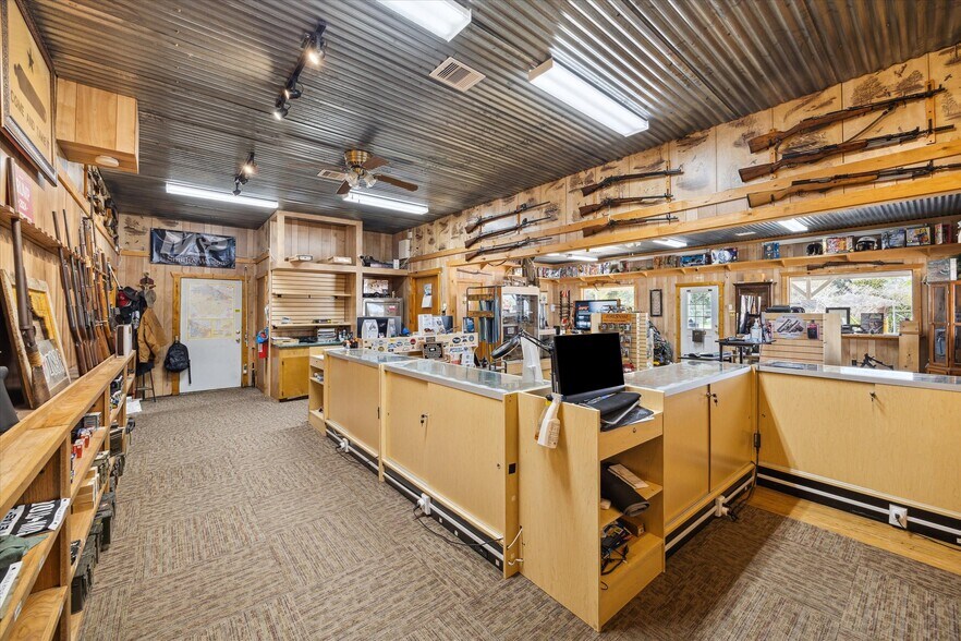 More Photos Of 5555 Hand Rd #B, Richmond Self Storage For Sale