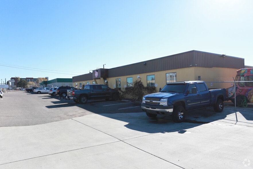 More Photos Of 3600 E 40th Ave, Denver Warehouse For Lease