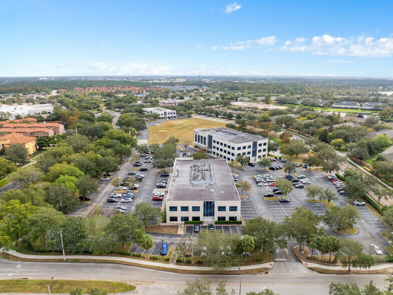 More Photos Of 6200 Metrowest Blvd, Orlando Office For Sale