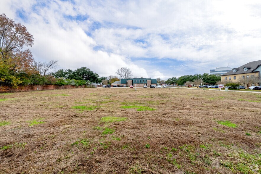 More Photos Of 3837 Plaza Tower Dr, Baton Rouge Land For Sale