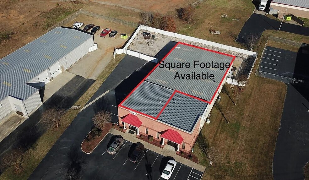 More Photos Of 2708 Wooten Blvd SW, Wilson Light Distribution For Sale