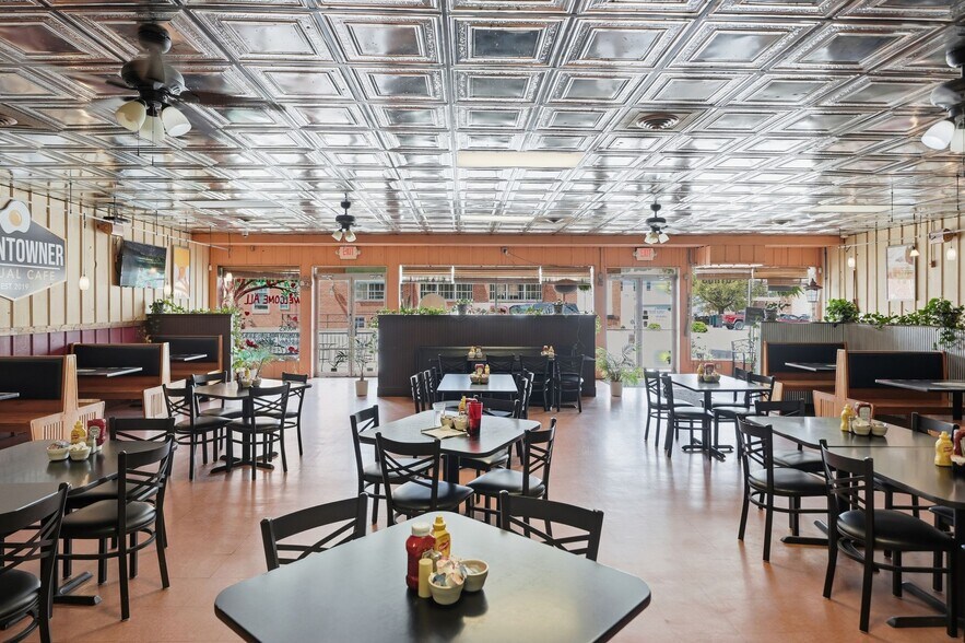 More Photos Of 715 1st Corso, Nebraska City Restaurant For Sale