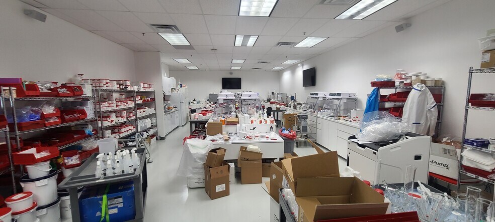 More Photos Of 2400 Pilot Knob Rd, Mendota Heights Light Manufacturing For Lease