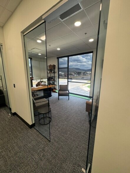 More Photos Of 321 W 1300 S, Heber City Office For Sale