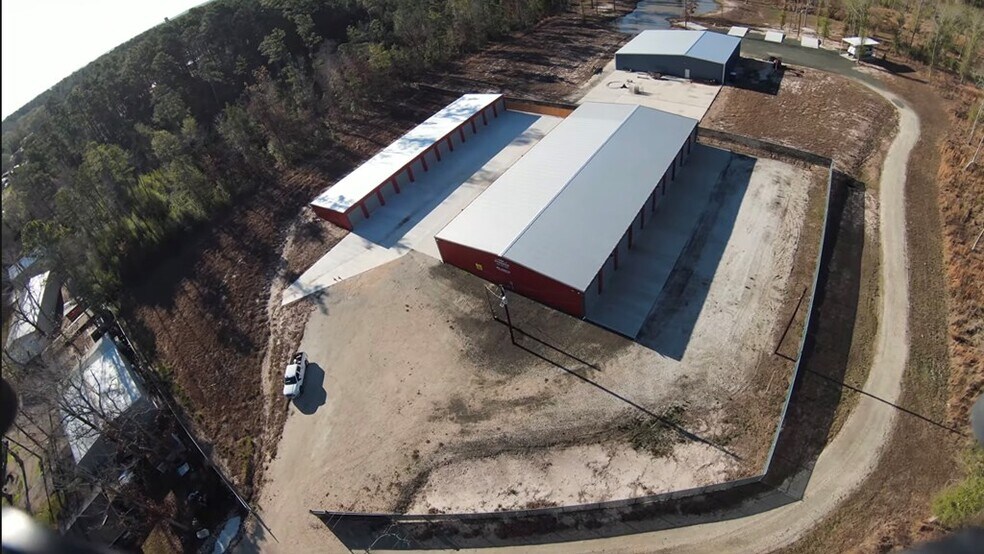 More Photos Of 277 Moses St, Zavalla Self Storage For Sale