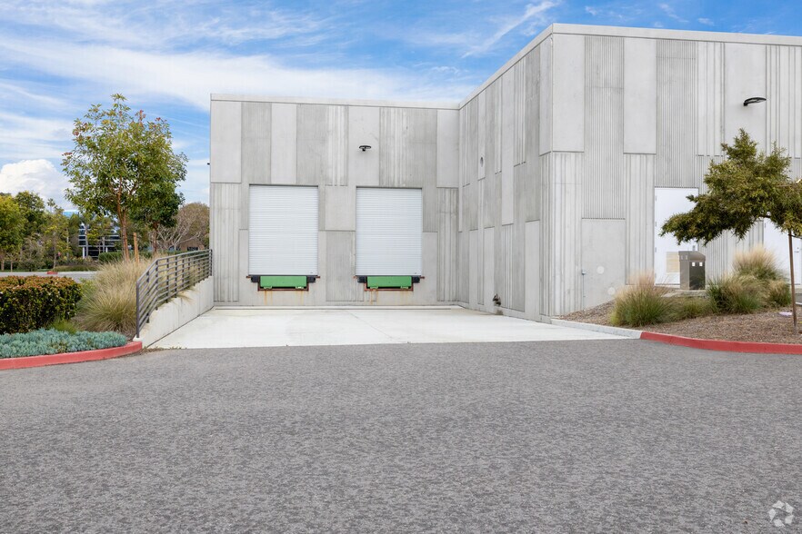 More Photos Of 5801 Van Allen Way, Carlsbad Warehouse For Lease