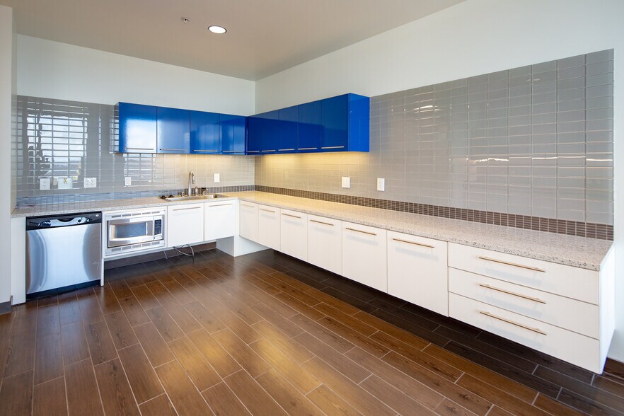 More Photos Of 621 Capitol Mall, Sacramento Office For Lease