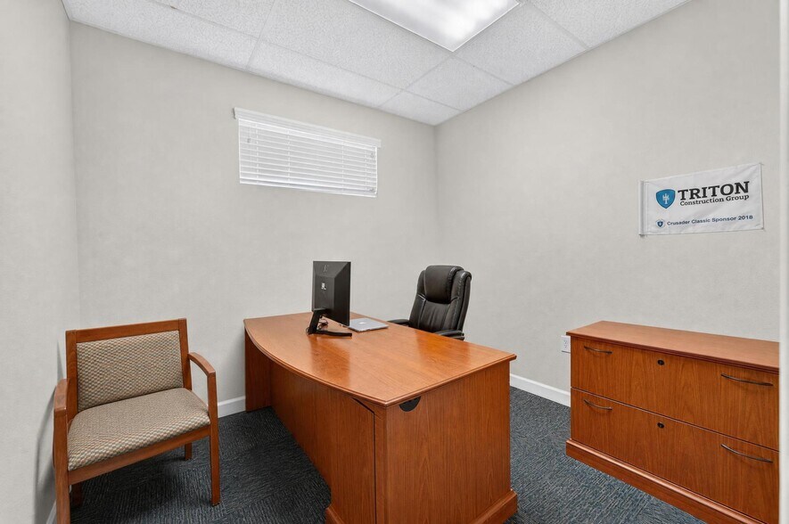 More Photos Of , Tampa Office For Sale