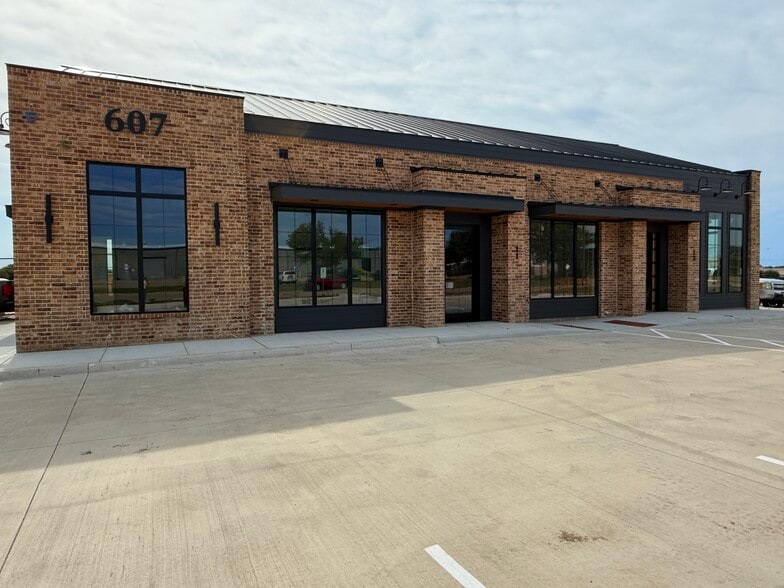 Primary Photo Of 607 Commerce St, Wylie Unknown For Lease