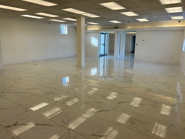 More Photos Of 701 W Old Ridge Rd, Hobart Bank For Sale