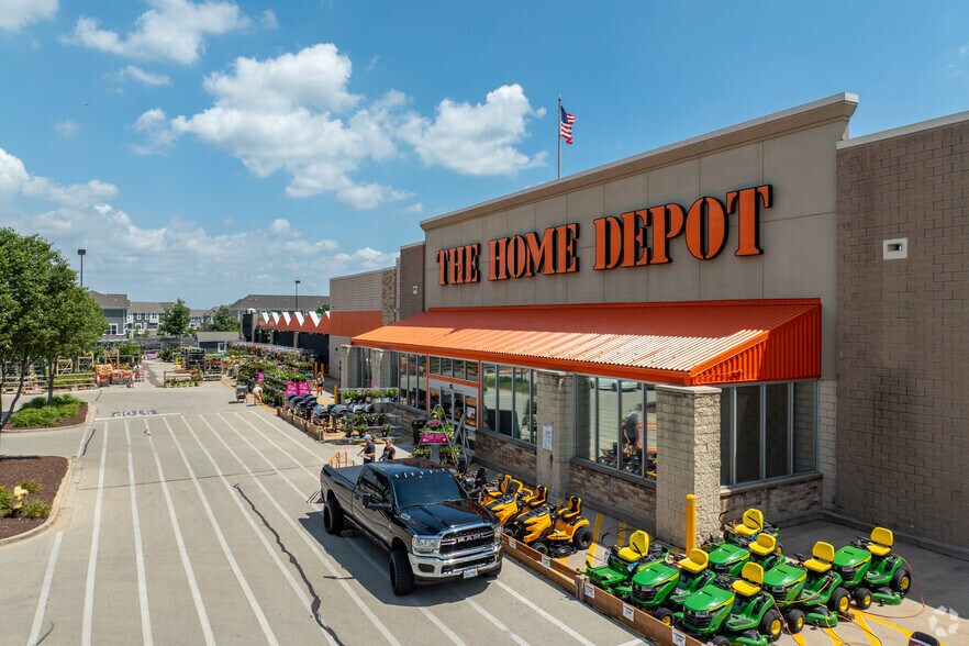 More Photos Of 14011-14065 S Bell Rd, Homer Glen Unknown For Lease