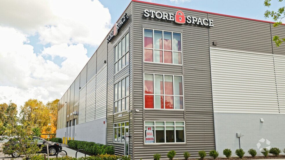 Primary Photo Of 2320 E Mall Dr, Fort Myers Warehouse For Lease