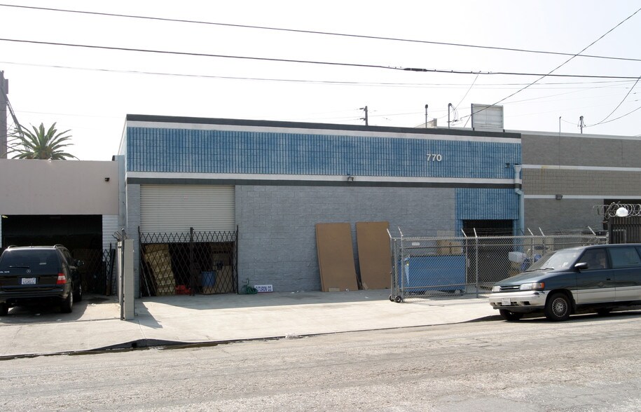 More Photos Of 770 E 17th St, Los Angeles Warehouse For Sale