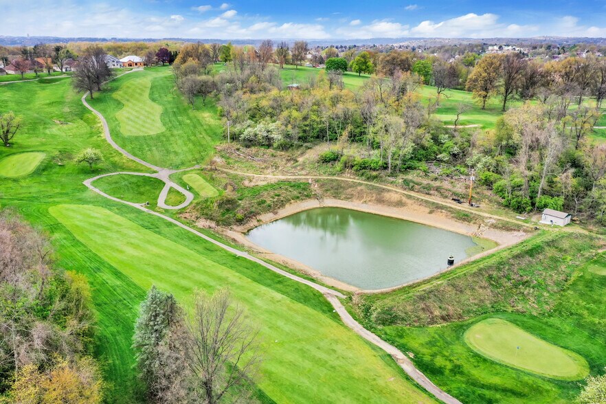 More Photos Of 825 Commonwealth Ave, West Mifflin Land For Sale