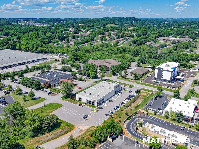 More Photos Of 7530 Thunder Ln, Powell Health Club For Sale