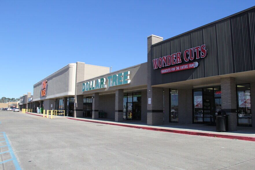 More Photos Of 200 N Airline Hwy, Gonzales Unknown For Lease