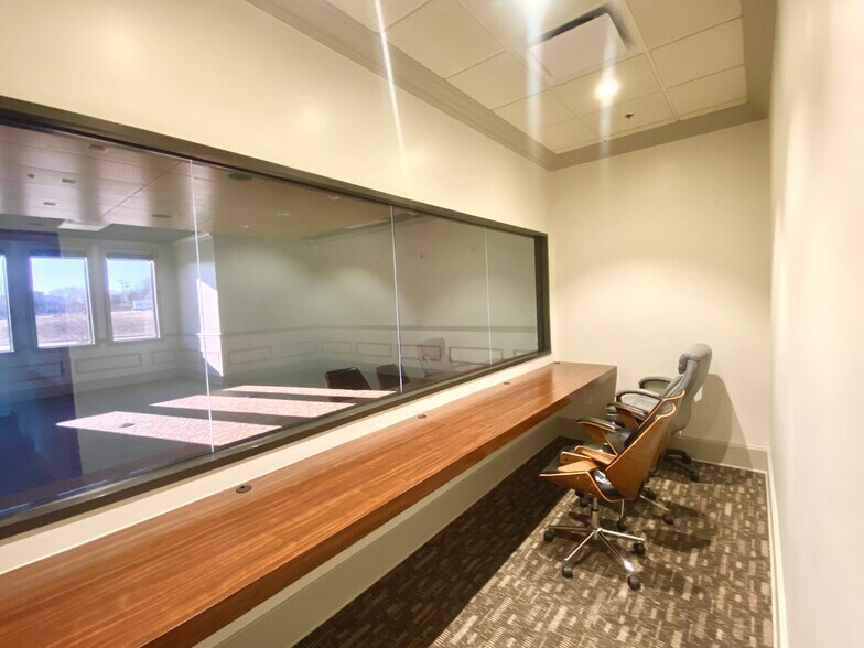 More Photos Of 1040 Texan Trl, Grapevine Medical For Lease