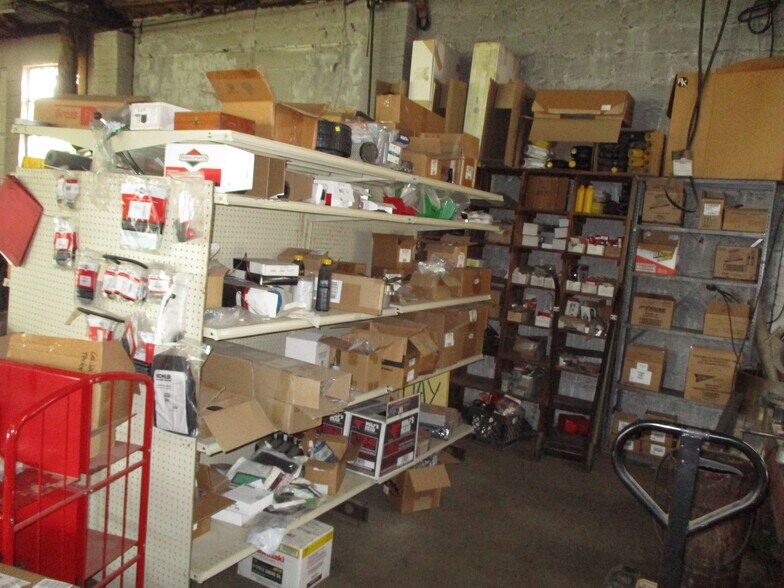 More Photos Of 305 Hardinsburg Road, Cecilia Warehouse For Sale