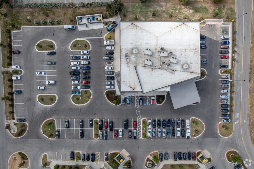 More Photos Of 1601 E Pflugerville Pky, Pflugerville Unknown For Lease