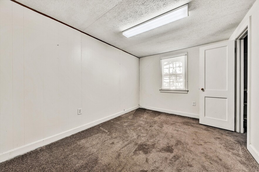 More Photos Of 11738 Leesville Rd, Lynch Station Religious Facility For Sale