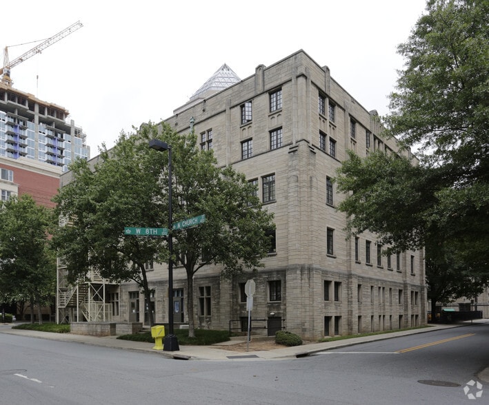 More Photos Of 501 N Tryon St, Charlotte Religious Facility For Lease