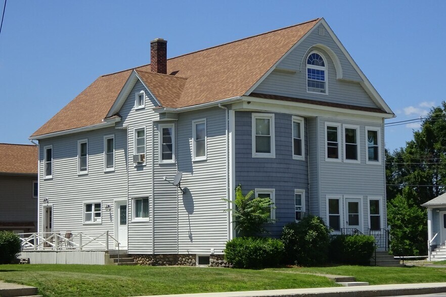 More Photos Of 484 Burncoat St, Worcester Apartments For Sale