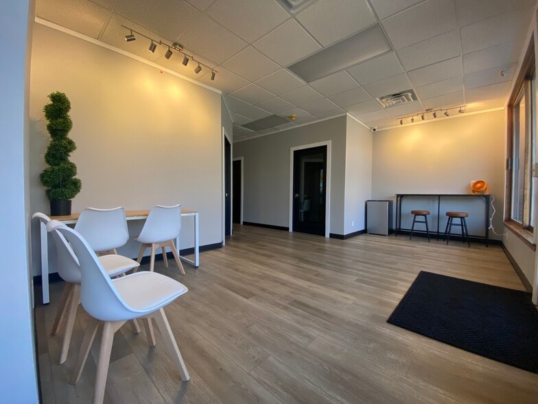 More Photos Of 6201 S 58th St, Lincoln Office For Lease