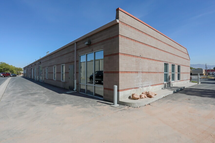 More Photos Of 1751 Alexander St, West Valley Office For Lease
