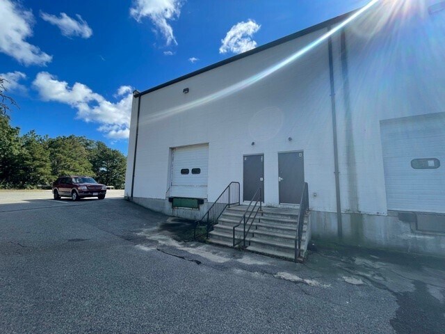 More Photos Of 12 Resnik Rd, Plymouth Light Manufacturing For Lease