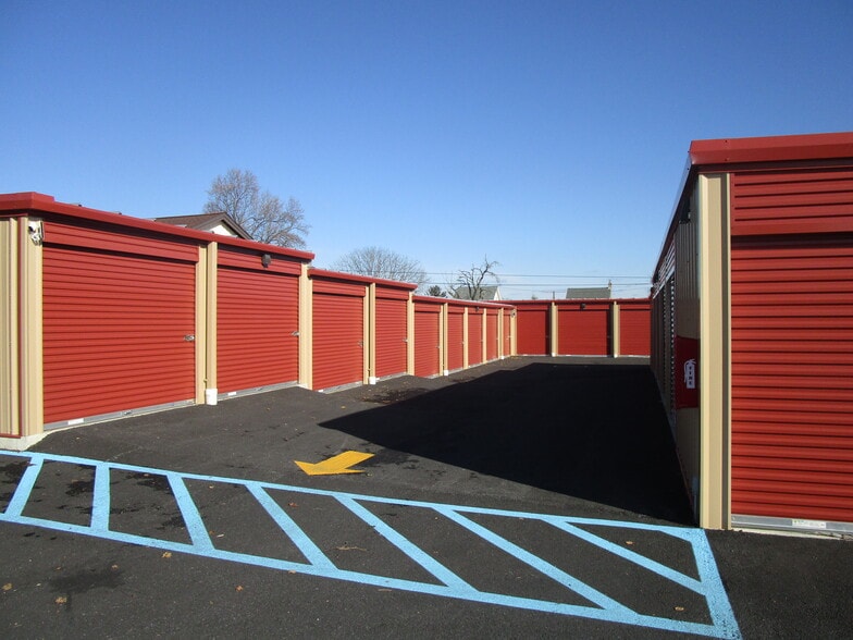 More Photos Of 219 S 5th St, Coplay Self Storage For Sale