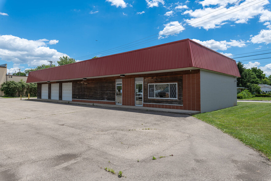 Primary Photo Of 500 Alta Ave, Englewood General Retail For Sale