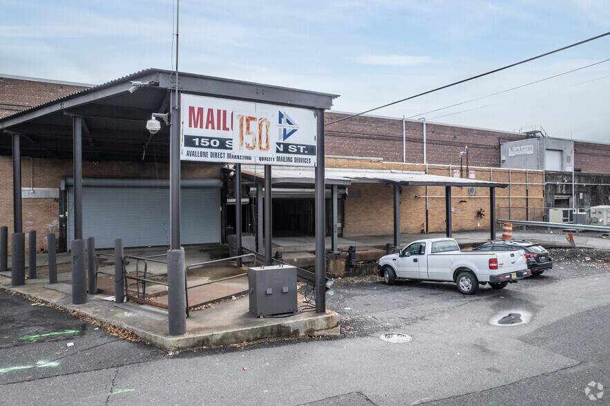 More Photos Of 1 Passaic St, Wood-Ridge Manufacturing For Lease