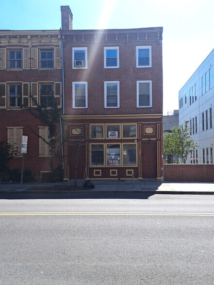 More Photos Of 127 Perry St, Trenton General Retail For Sale