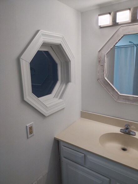 More Photos Of 119 W Main St, Youngsville Freestanding For Sale