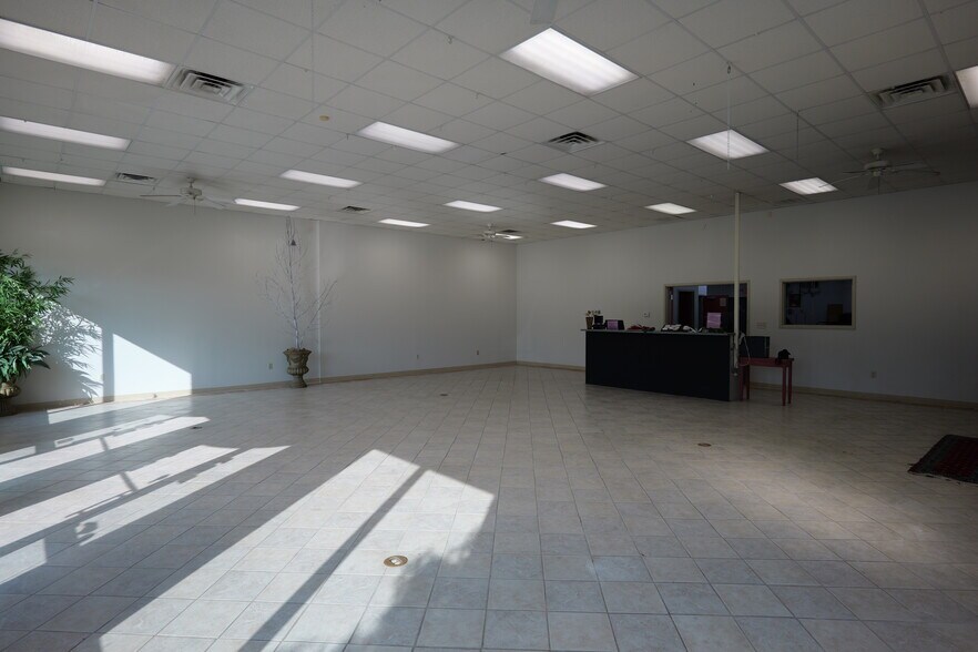 More Photos Of 3601 Airport Blvd NW, Wilson Freestanding For Lease
