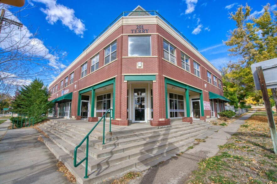 More Photos Of 201 Terry St, Longmont Storefront For Lease
