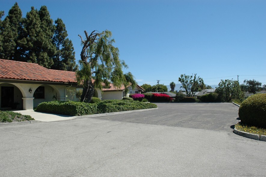 More Photos Of 970 Petit Ave, Ventura Medical For Sale
