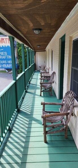 More Photos Of 3385 US Highway 321 S, Blowing Rock Office Residential For Sale