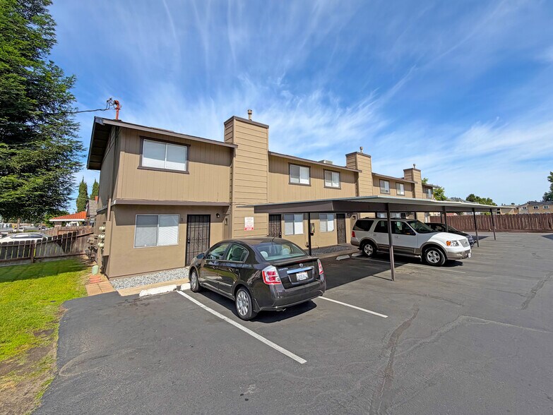 More Photos Of 151 20th Century, Turlock Apartments For Sale