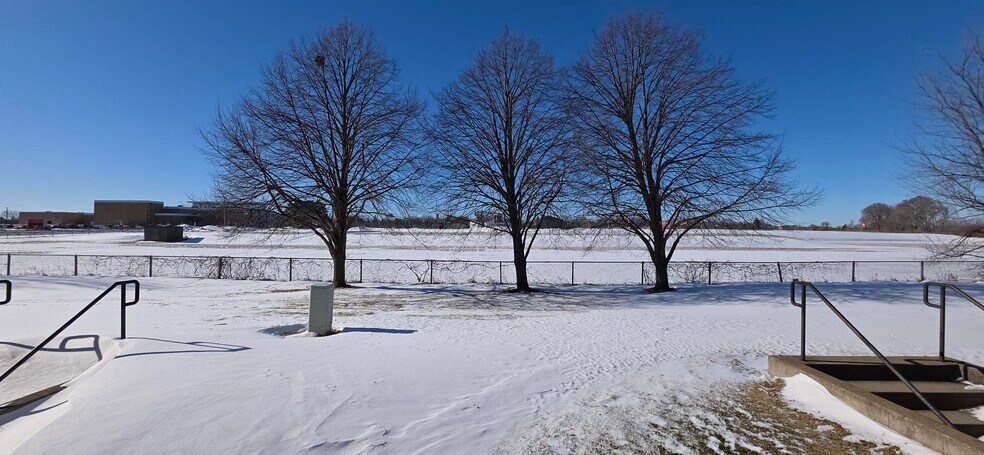 More Photos Of 2163 Northdale Blvd NW, Minneapolis Office For Sale