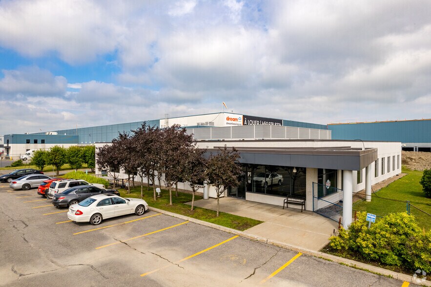 More Photos Of 401 Rue Marie-Curie, Vaudreuil-dorion Warehouse For Lease